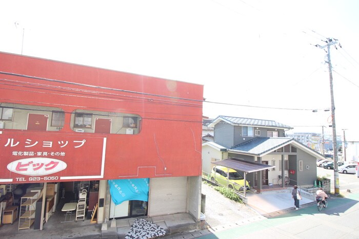 物件内観写真18　(室内からの展望)