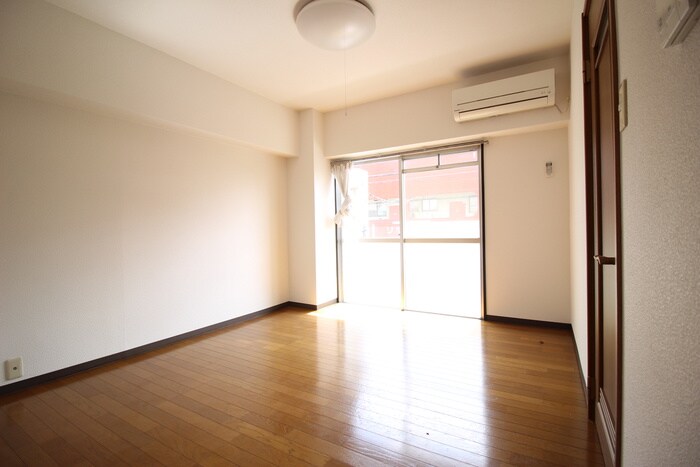 物件内観写真21　(居室)