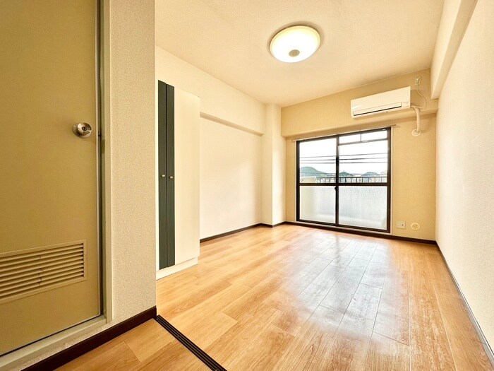 物件内観写真4　(居室)