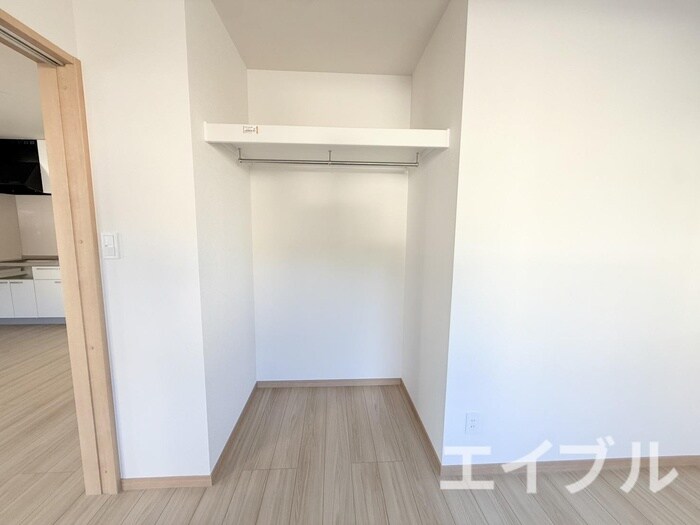 物件内観写真15　(収納)