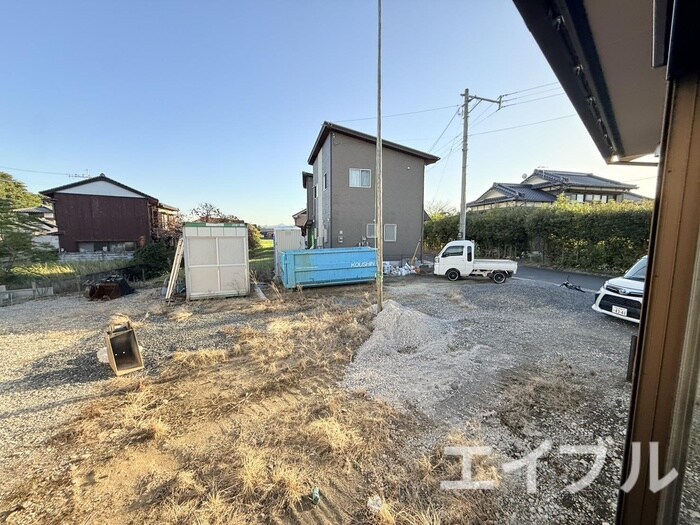 物件内観写真18　(室内からの展望)