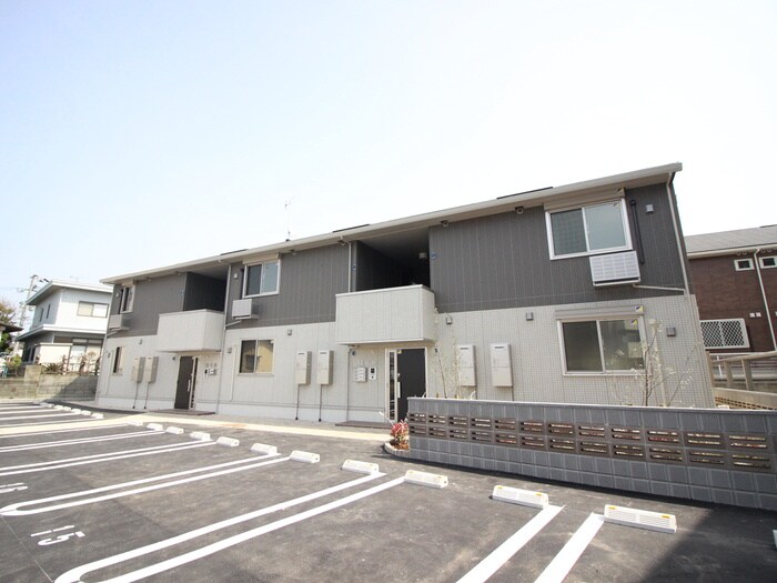 物件外観写真1　(外観写真)