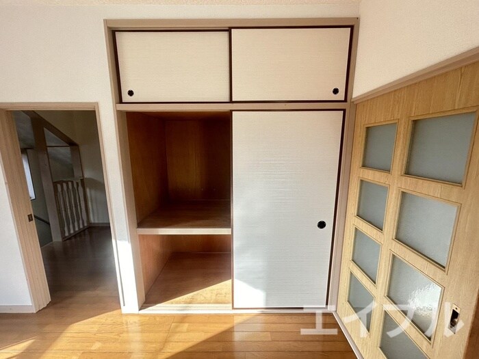物件内観写真13　(収納)