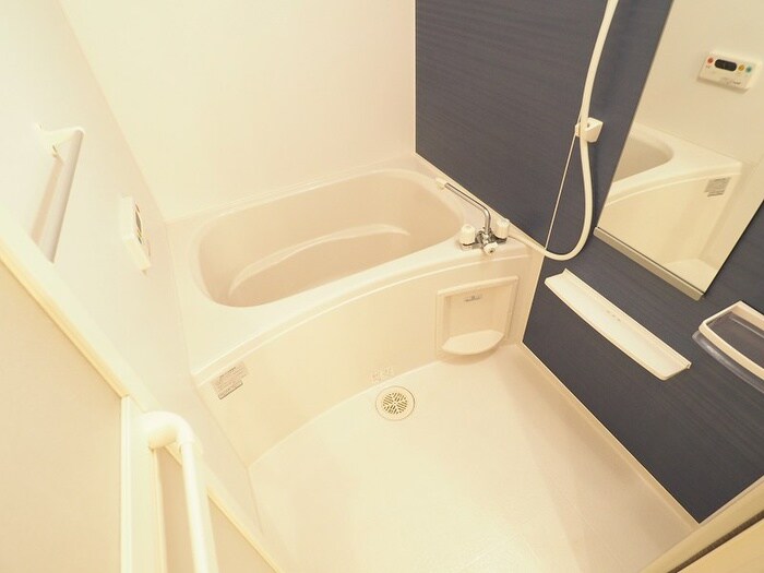 物件内観写真11　(バス／シャワールーム等)