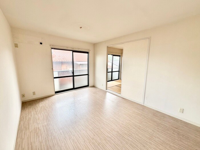 物件内観写真5　(居室)