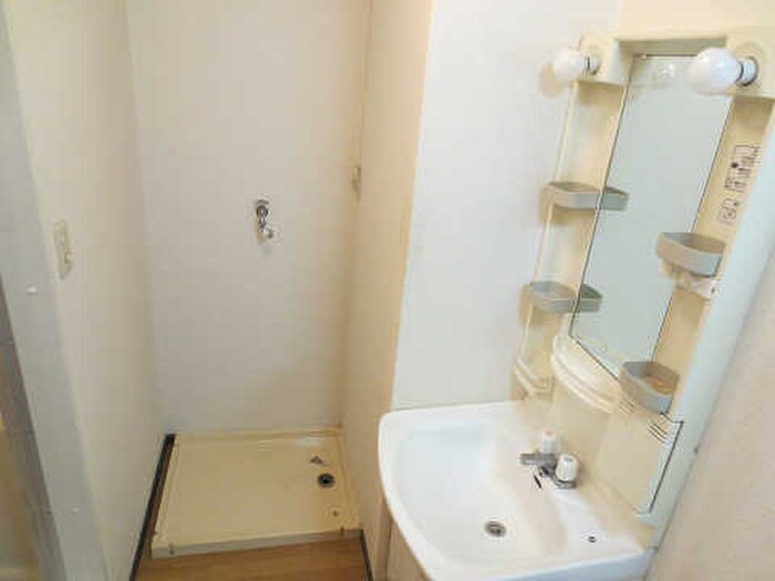 物件内観写真6　(洗面)