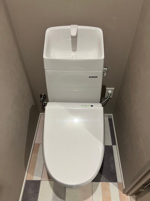 物件内観写真10　(トイレ)