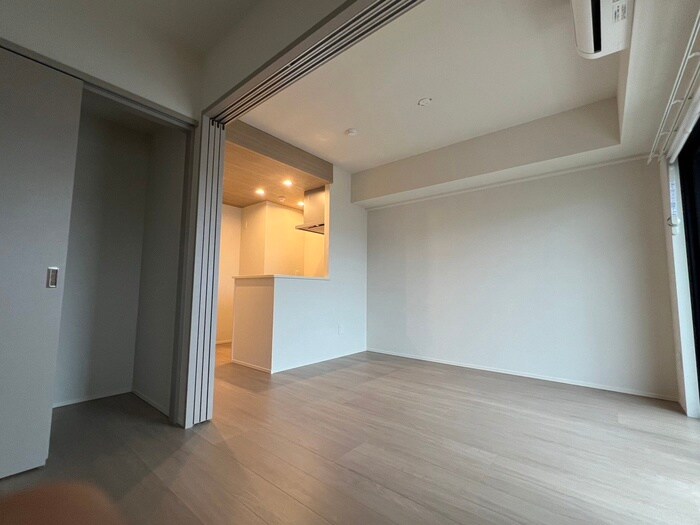 物件内観写真18　(居室)