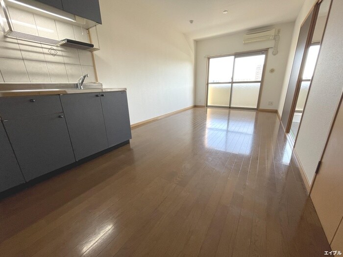 物件内観写真8　(居室)