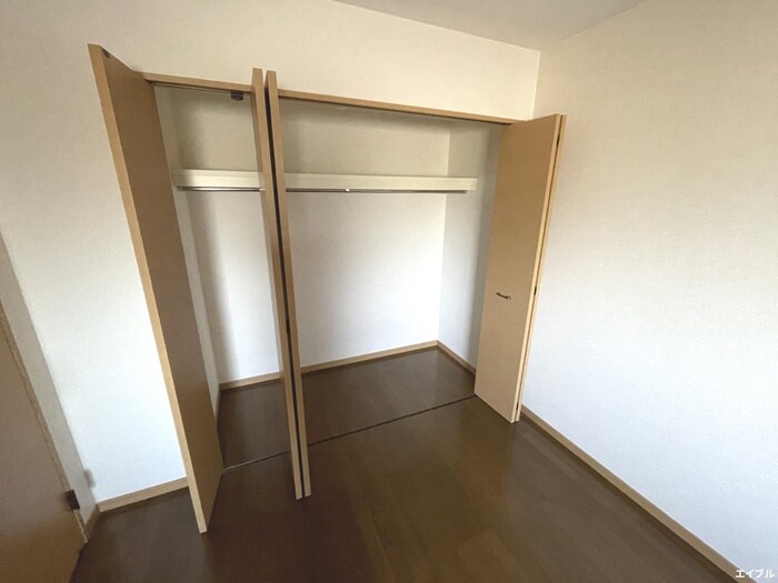 物件内観写真10　(収納)