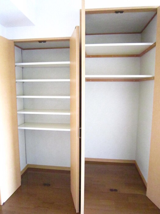 物件内観写真17　(収納)