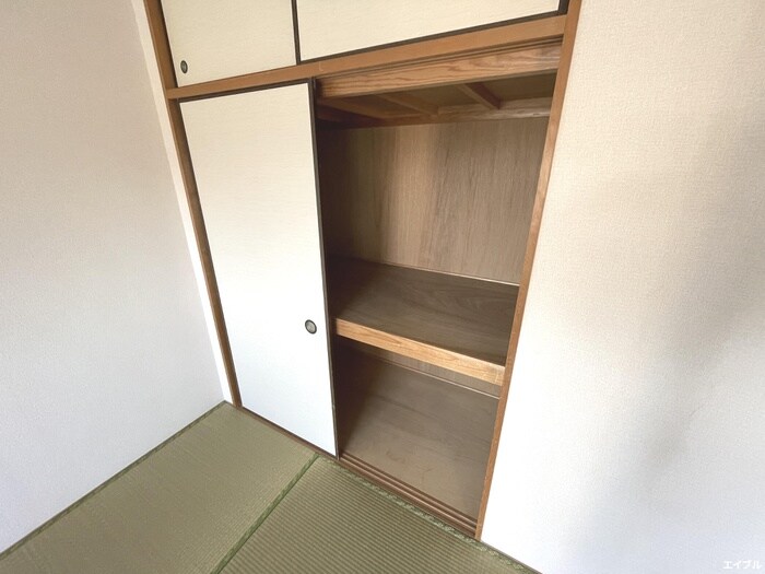 物件内観写真18　(収納)