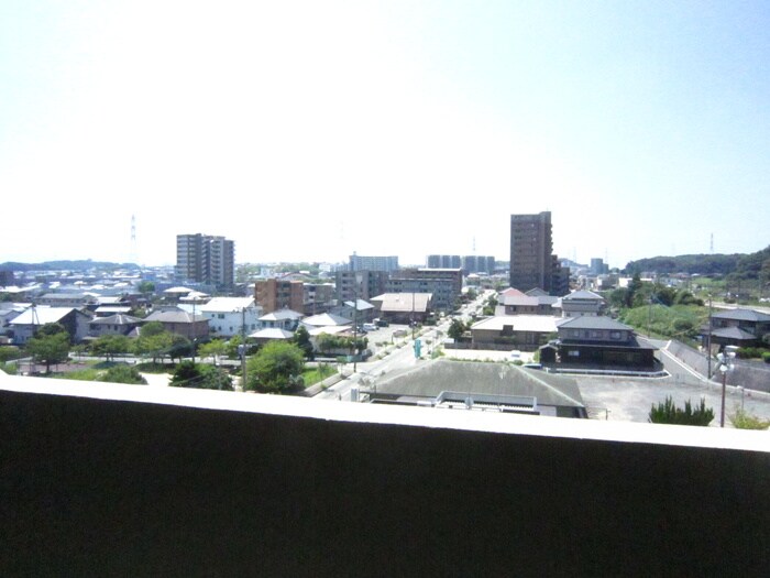 物件内観写真22　(室内からの展望)