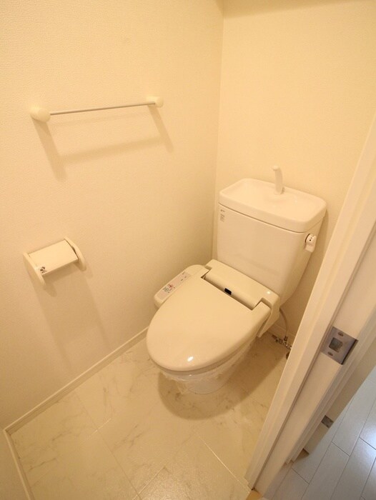 物件内観写真16　(トイレ)