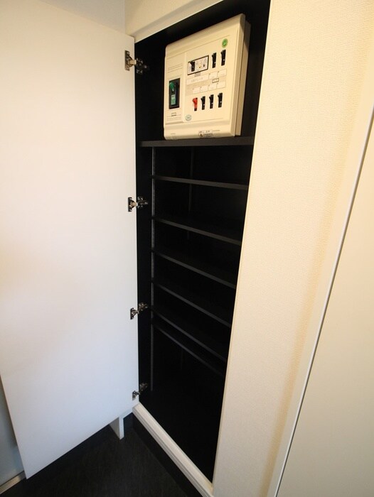 物件内観写真18　(靴箱)