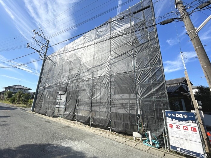 物件外観写真1　(建築中)