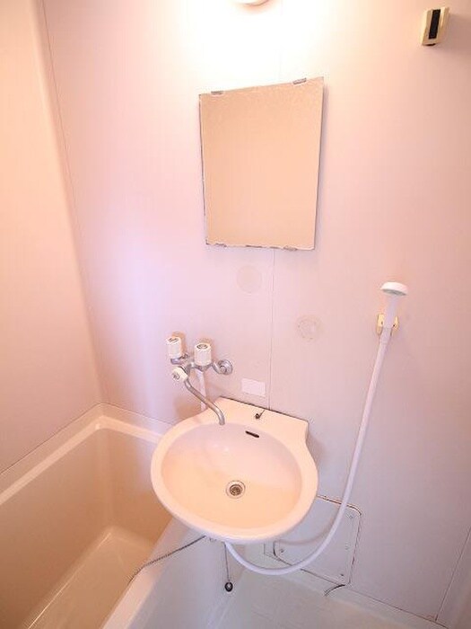 物件内観写真12　(洗面)