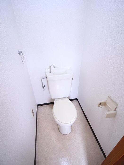 物件内観写真12　(トイレ)