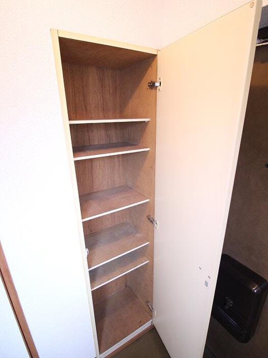 物件内観写真16　(靴箱)