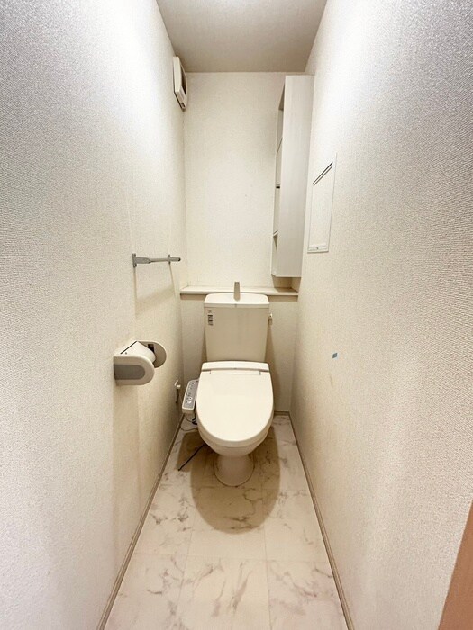 物件内観写真10　(トイレ)