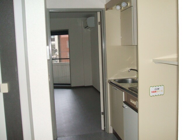 物件内観写真8　(廊下)