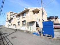 セジュ－ルクサミＡ棟の外観写真