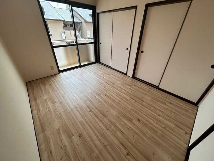 物件内観写真6　(居室)