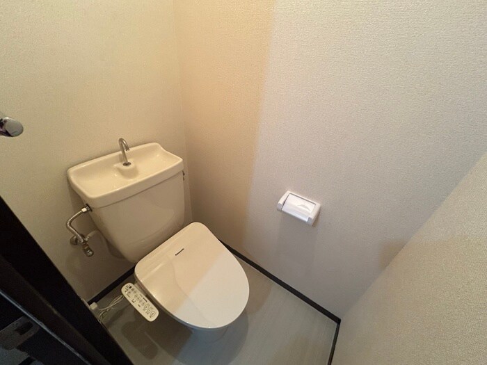 物件内観写真11　(トイレ)
