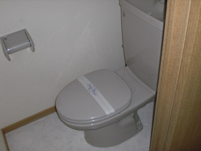 物件内観写真15　(トイレ)