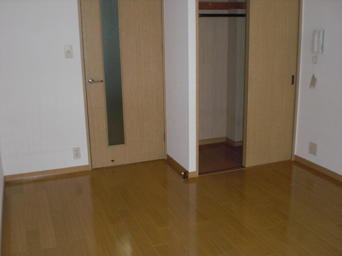 物件内観写真16　(居室)