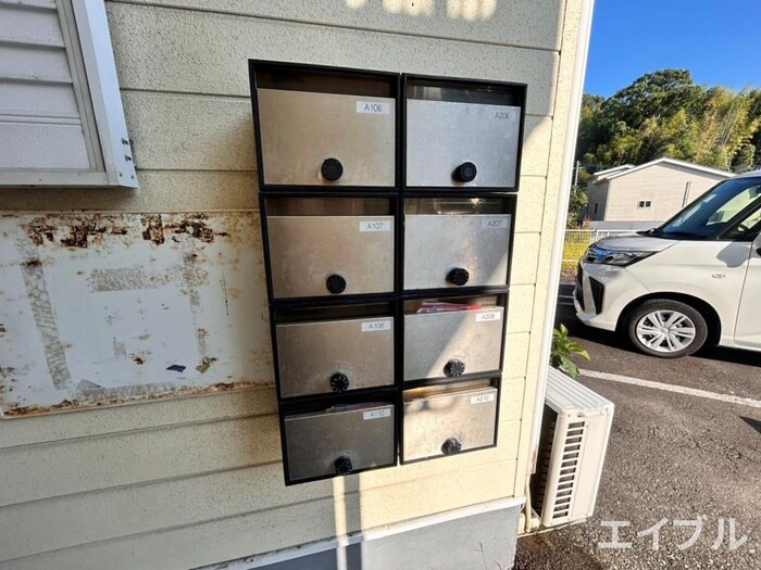 物件外観写真4　(建物設備)