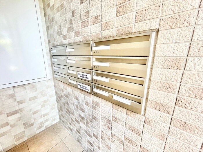 物件外観写真4　(建物設備)