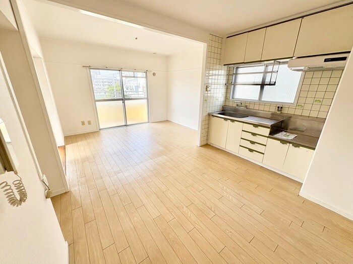 物件内観写真6　(居室)