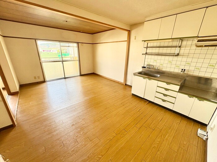 物件内観写真6　(居室)