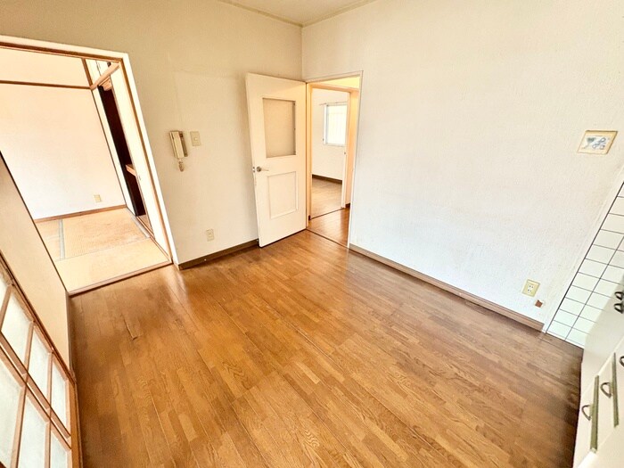 物件内観写真7　(居室)