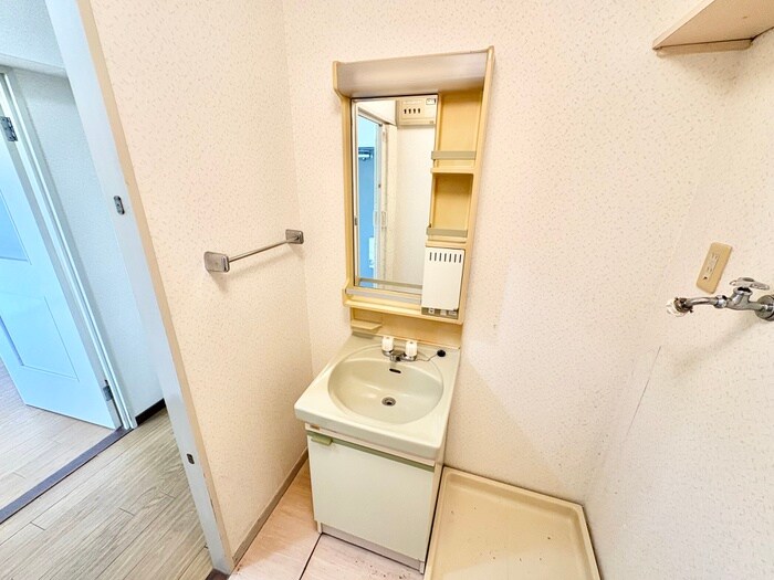 物件内観写真11　(洗面)