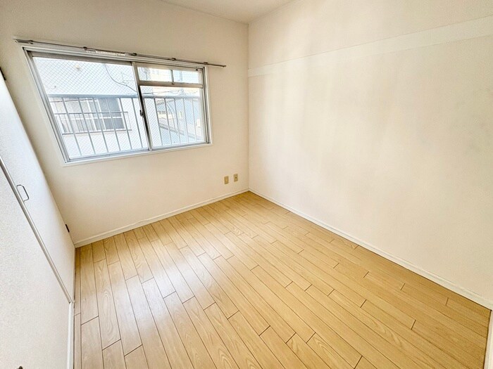 物件内観写真17　(居室)