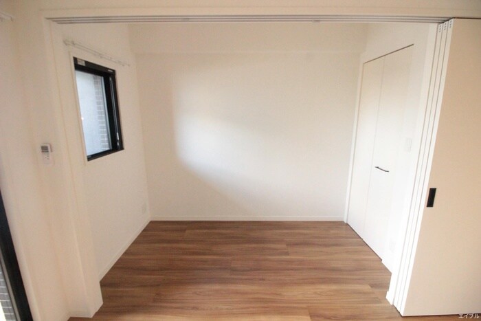 物件内観写真9　(居室)