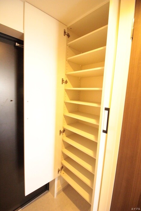 物件内観写真18　(靴箱)