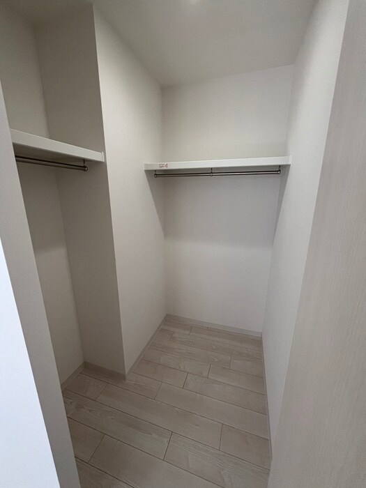 物件内観写真12　(収納)