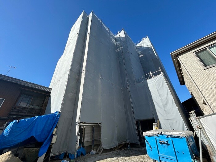 物件外観写真4　(建築中)