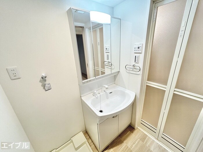 物件内観写真12　(洗面)