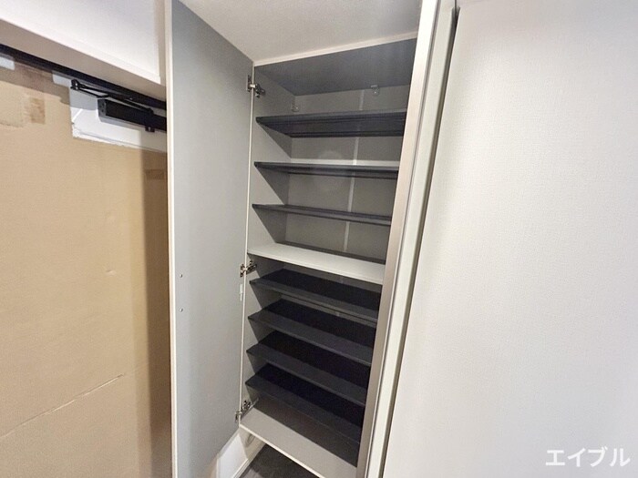 物件内観写真16　(靴箱)