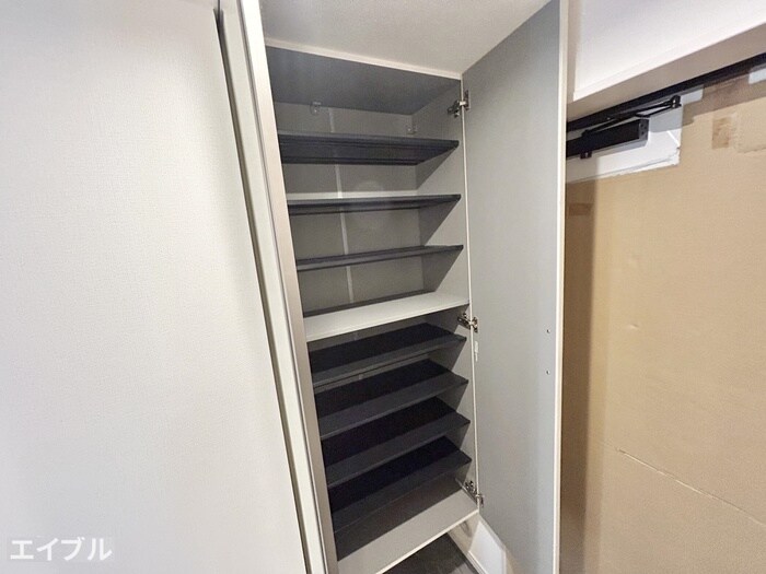 物件内観写真17　(靴箱)