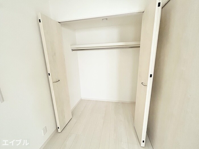 物件内観写真18　(収納)
