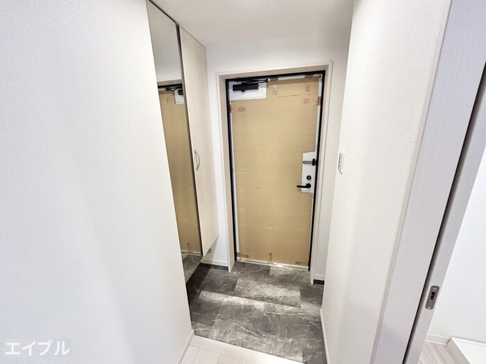 物件内観写真19　(玄関)