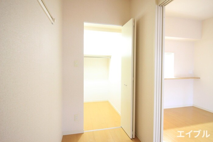 物件内観写真9　(収納)