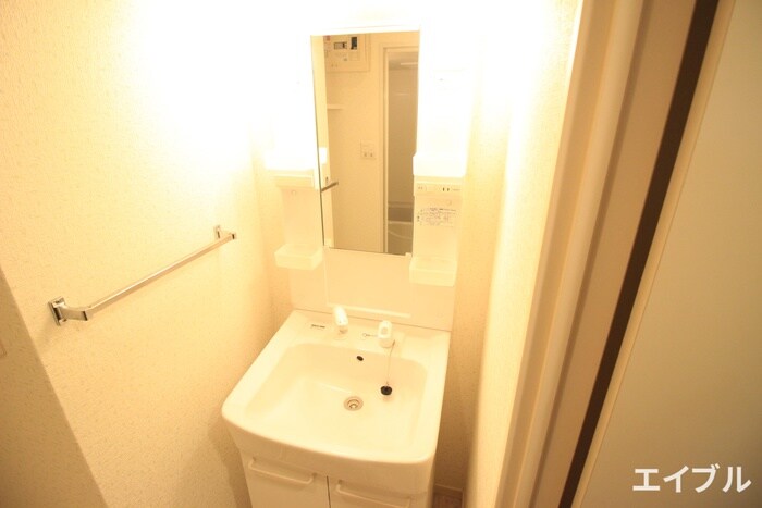 物件内観写真15　(洗面)