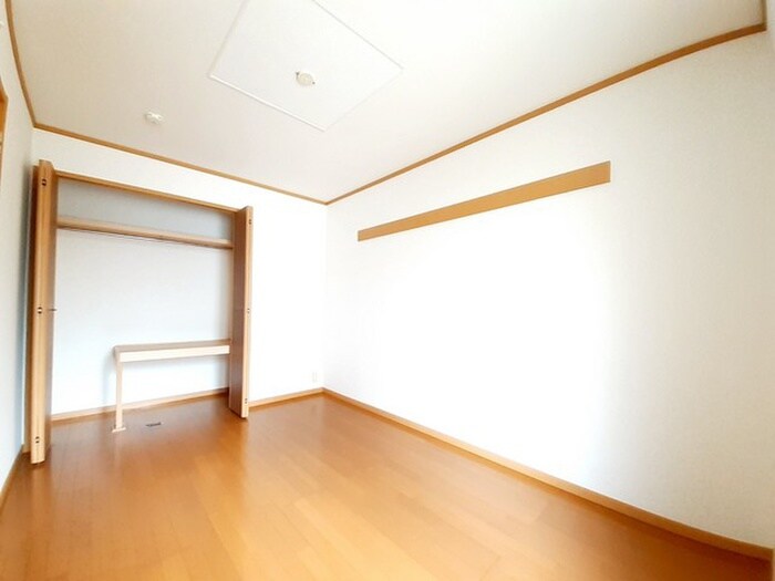 物件内観写真8　(収納)