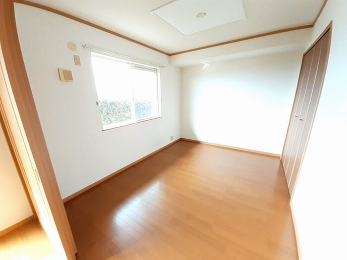 物件内観写真15　(居室)